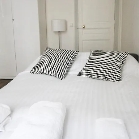 Luckey Homes - Rue Du Dome Apartment